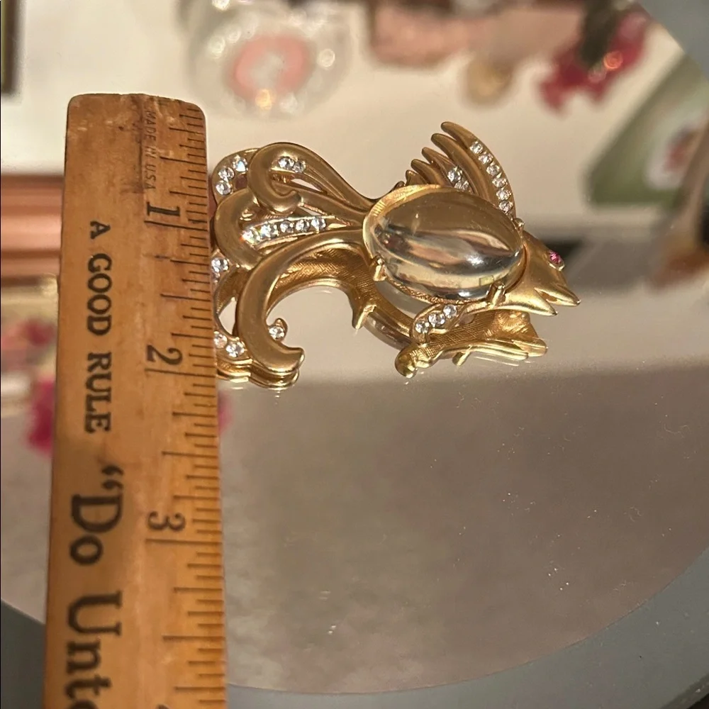 Vintage Jelly Belly Fish Brooch